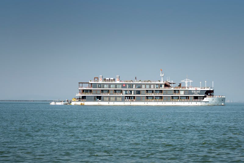 Luxury cruise and scenic tours by Irish Ferries